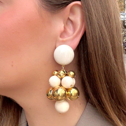 boucles-doreilles-grappe-beige-francine-bramli-divinity-sete