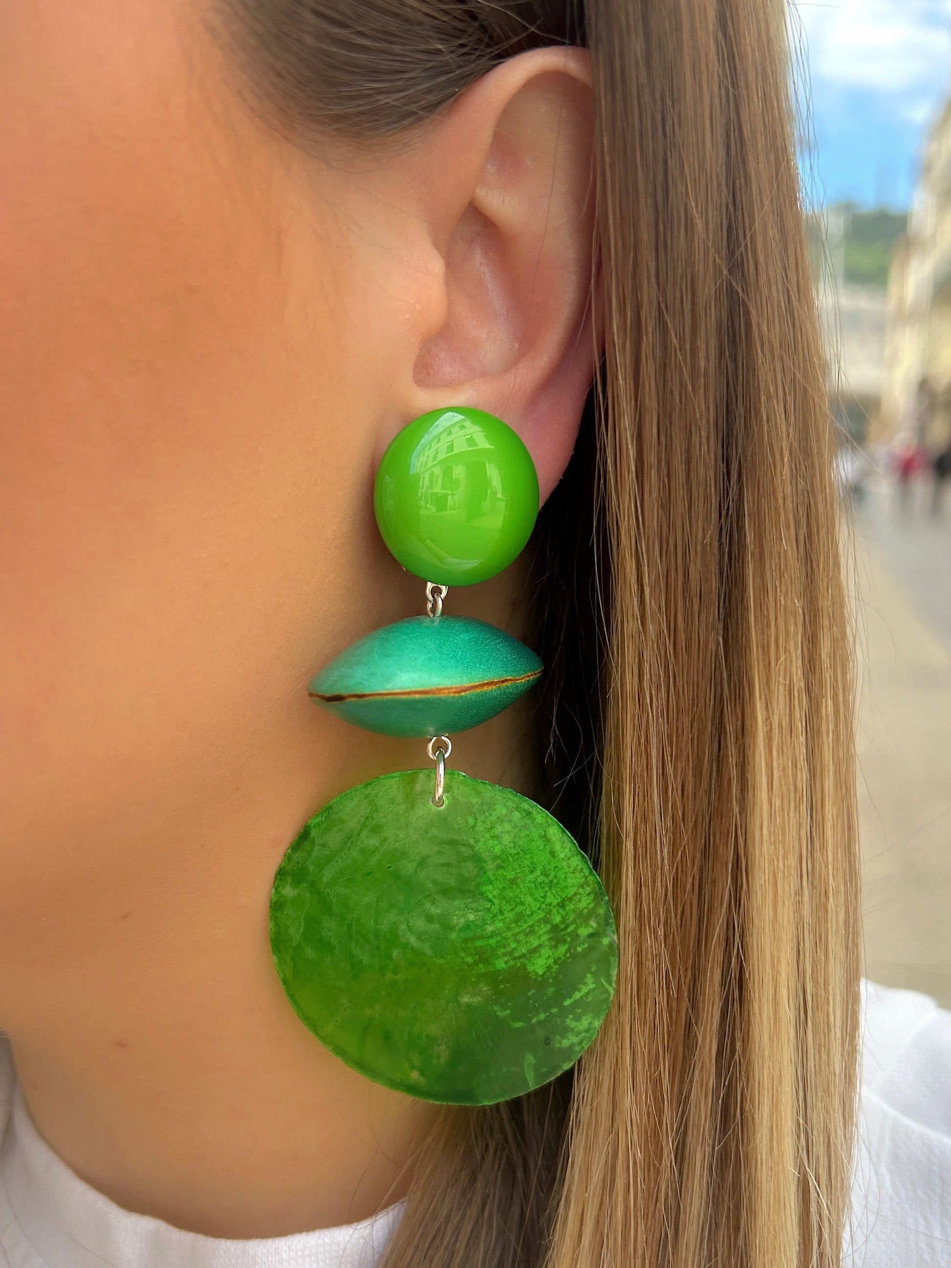 boucles-doreilles-ivoryvert-francine-bramli-divinity-sete
