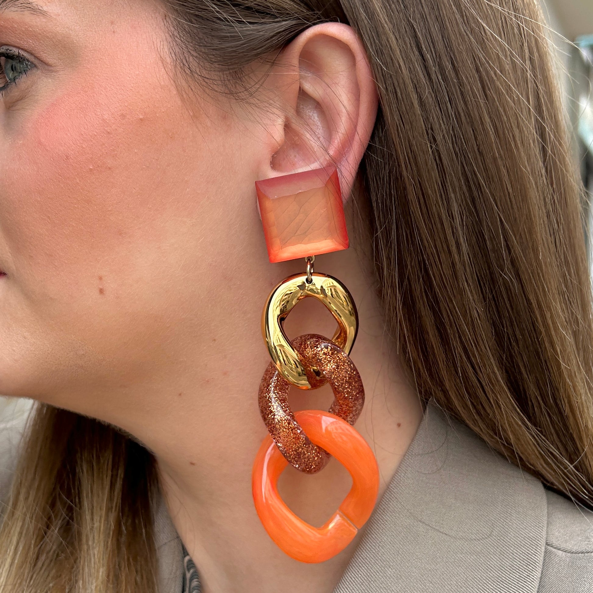 boucles-doreilles-maille-orange-francine-bramli-divinity-sete