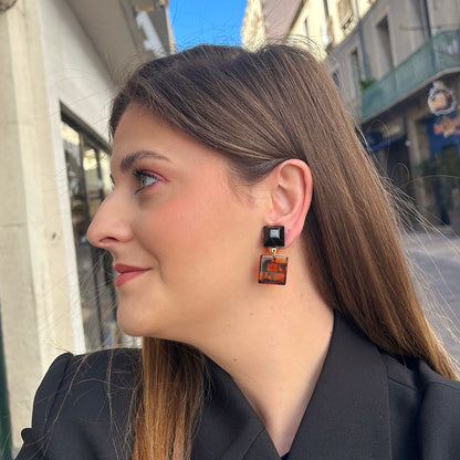 boucles-doreilles-petit-carre-marron-francine-bramli-divinity-sete