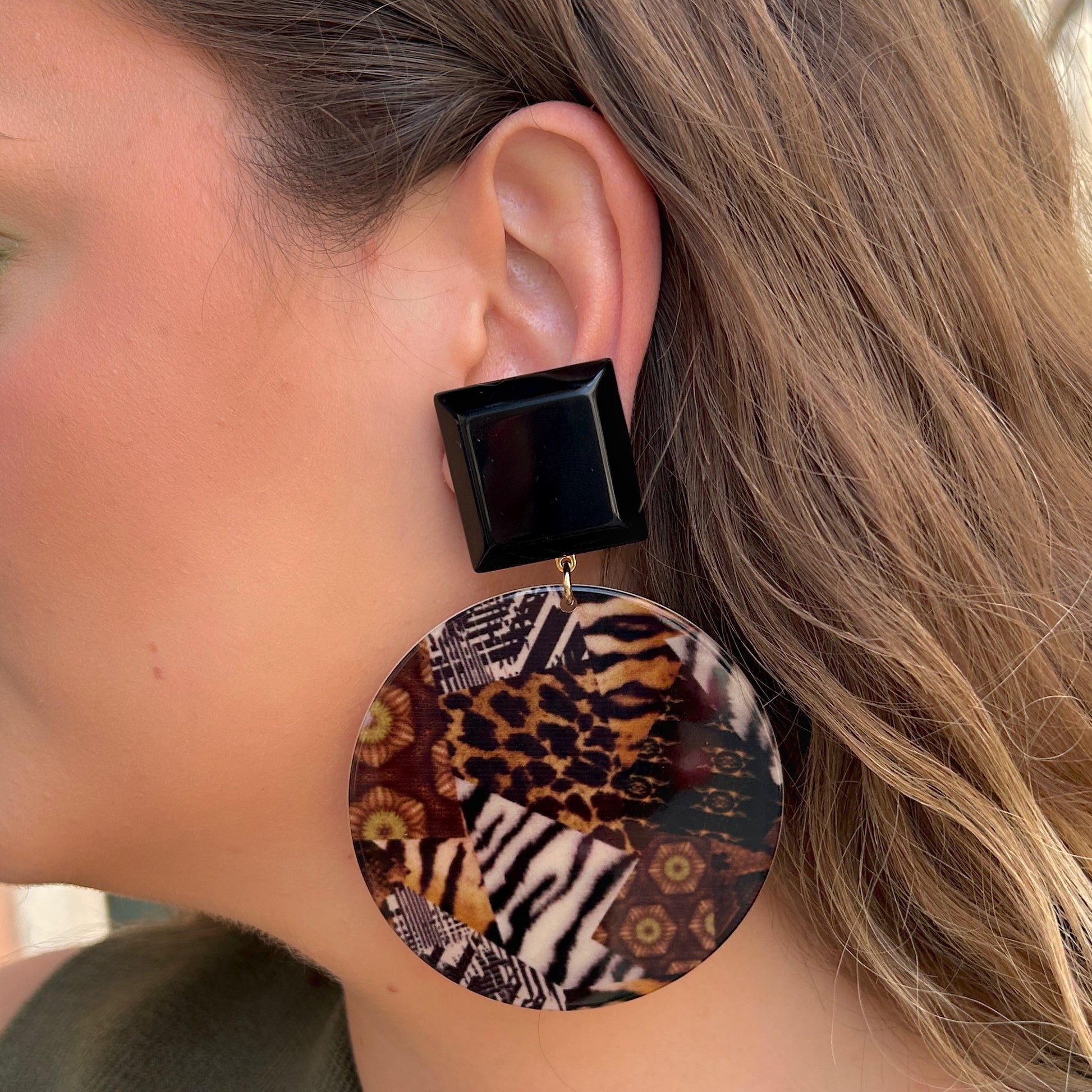boucles-doreilles-safarimulti-francine-bramli-divinity-sete