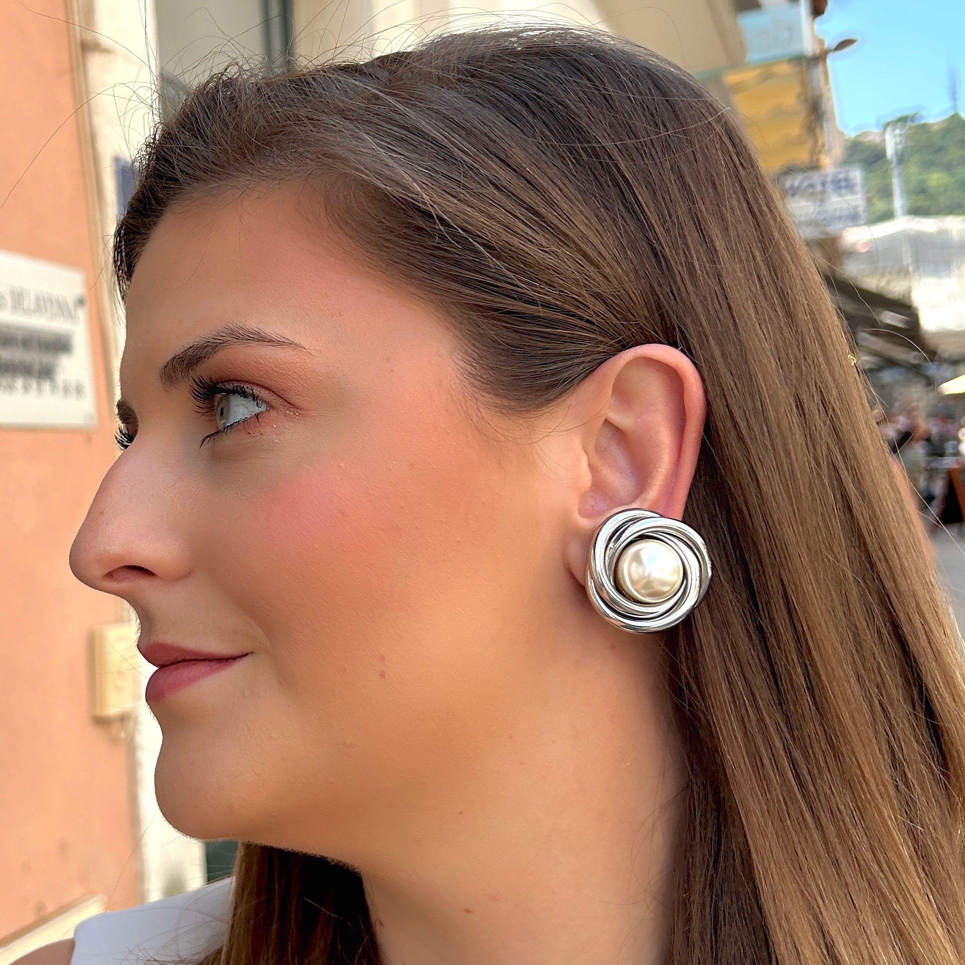 boucles-doreilles-theonie-francine-bramli-divinity-sete