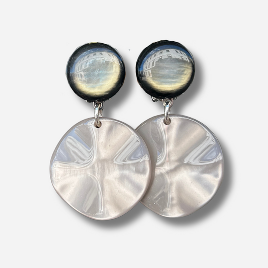 boucles-doreilles-venus-xs-gris-francine-bramli-divinity-sete