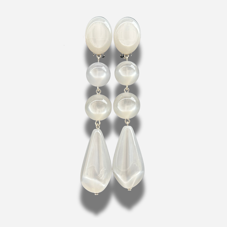 Boucles Goutte Blanche XL Francine Bramli Paris à clip