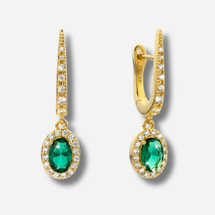 Boucles d’oreilles Green Dynasty Mya Bay dorées pierre verte ovale entourée de cristaux