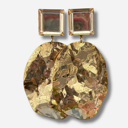 Boucles Héloïse Doré Francine Bramli Paris avec cabochon miroir carré et grand pendentif ovale martelé doré
