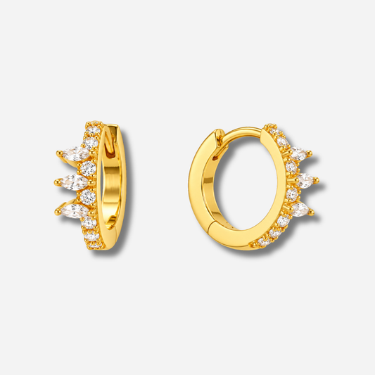 Boucles d’oreilles Isabella Gold MYA BAY dorées avec cristaux blancs
