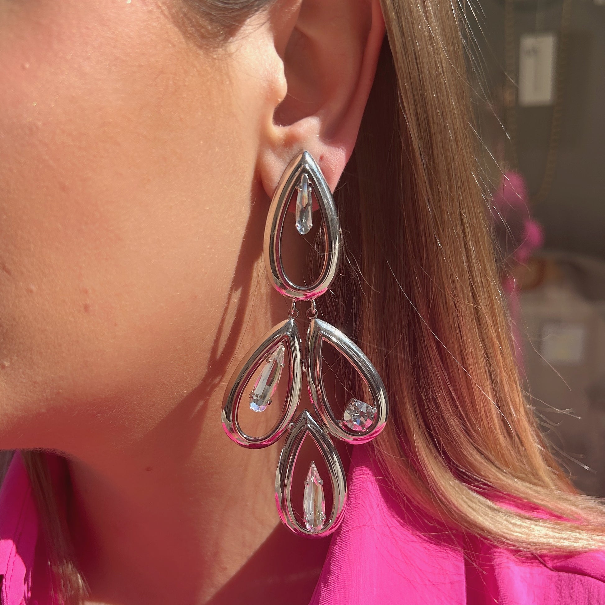 Boucles d’oreilles Izeria Silver Crézus métal argenté cristaux pendants