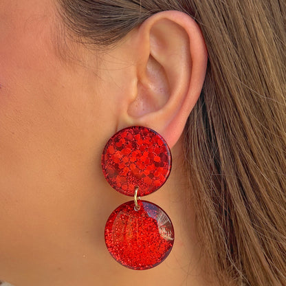 Boucles Mona Rouge Glitter Francine Bramli Paris en résine rouge pailletée scintillante
