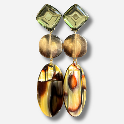 boucles-oreilles-anastasia-onyx-kaki-francine-bramli.webp