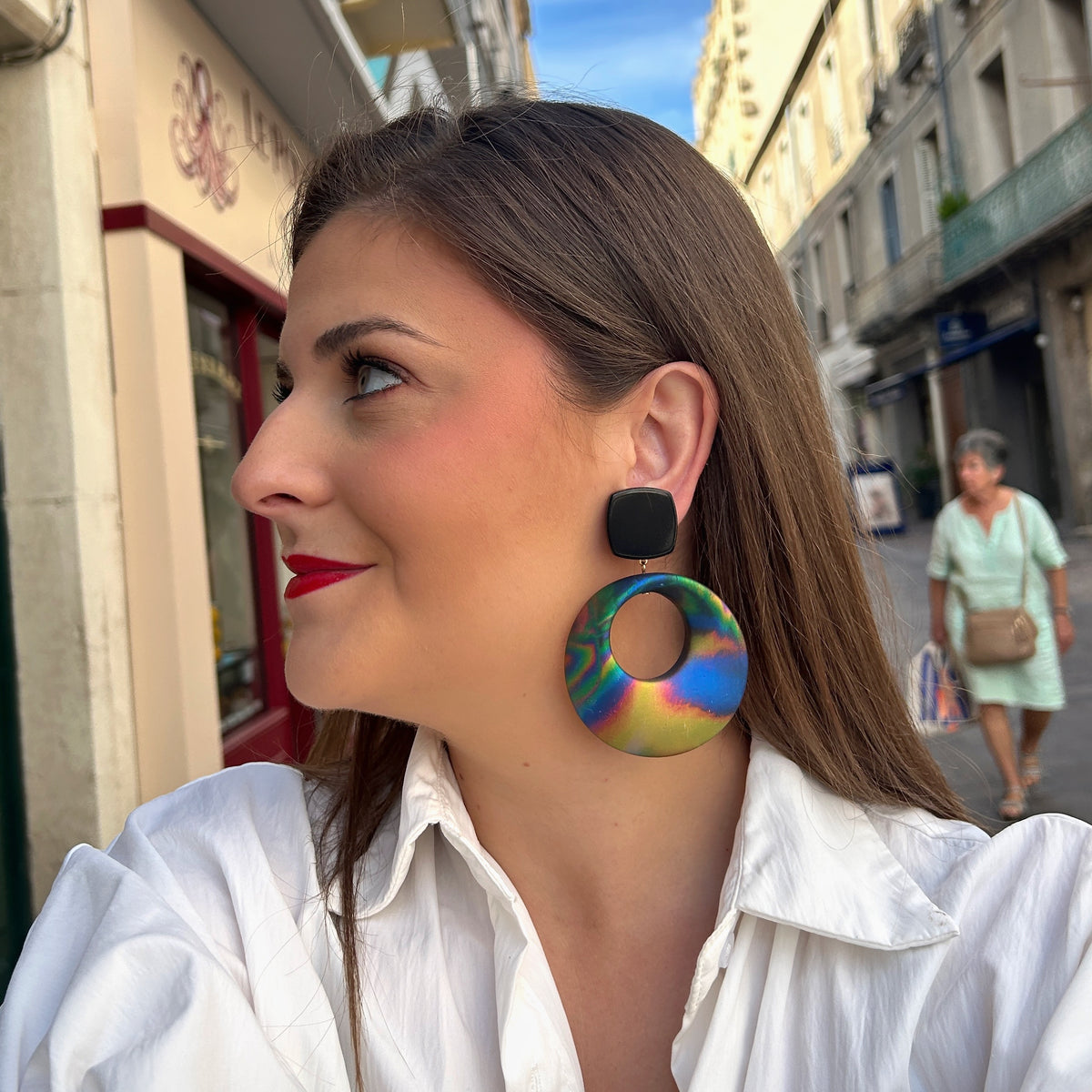 Boucles d’oreilles Arnica Arc-en-ciel Francine Bramli Paris
