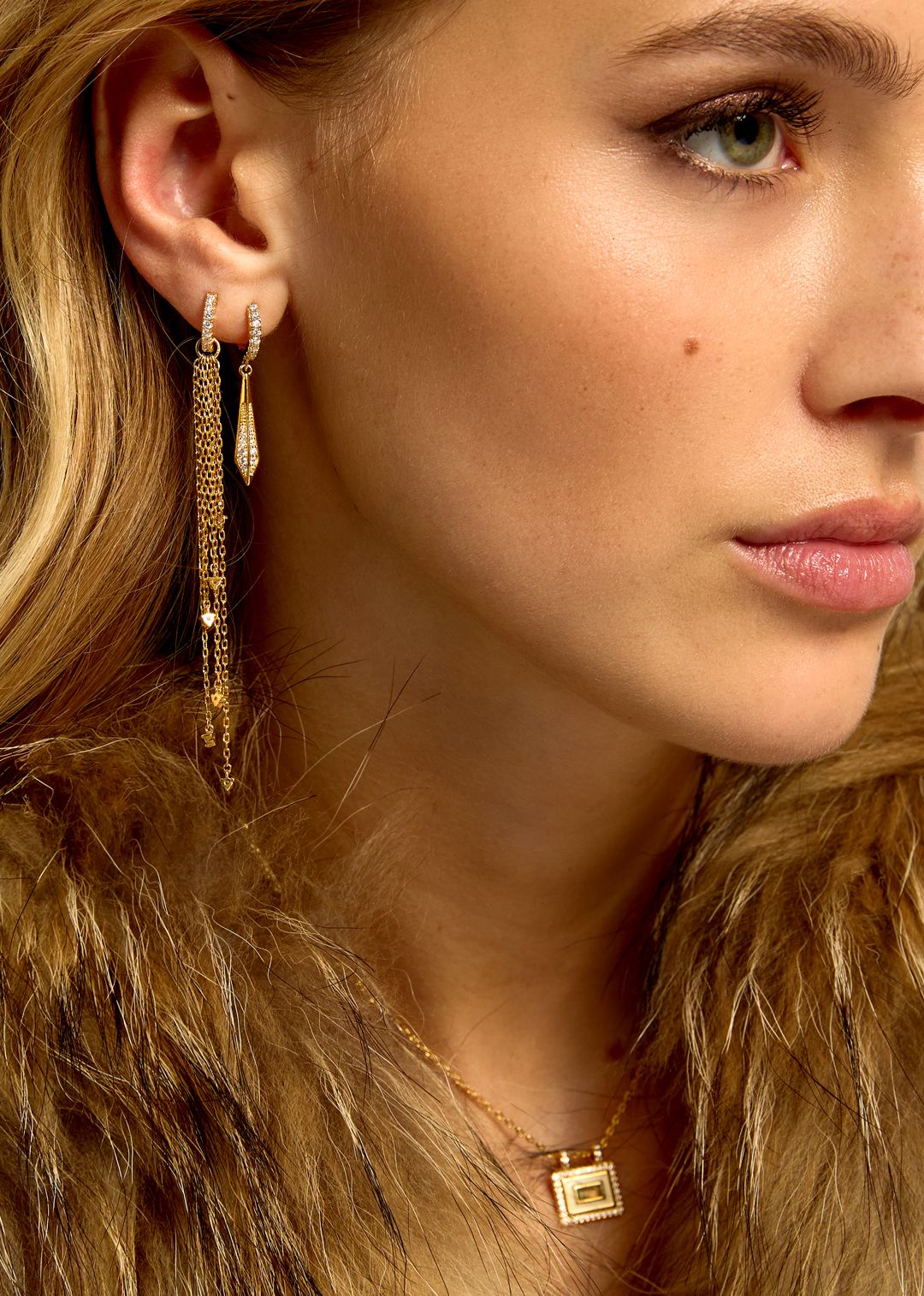 Boucles d’oreilles Awesome Sienna Mya Bay en accumulation