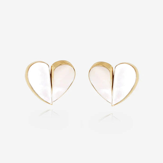 Boucles d’oreilles Basilio ZAG en acier inoxydable doré avec nacre blanche en forme de cœur