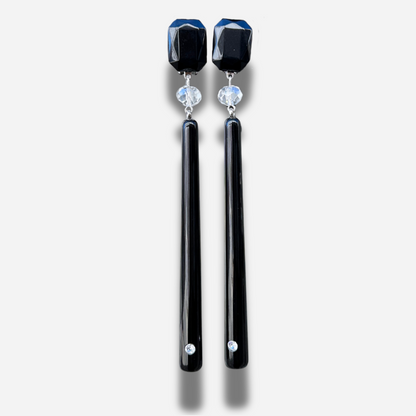 Boucles longues noires élégantes design Francine Bramli Paris