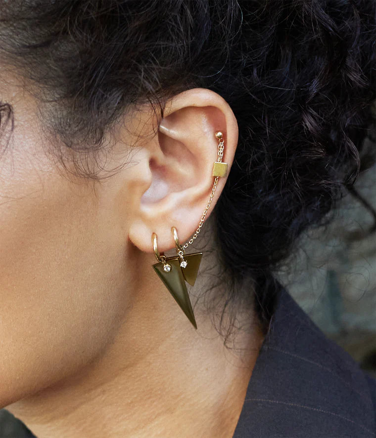 Boucles d’oreilles Bepo ZAG en acier inoxydable doré avec pendentif triangulaire et zirconium