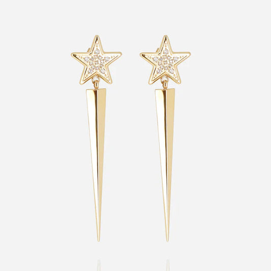 Boucles d’oreilles Celestina ZAG en acier inoxydable doré avec étoile sertie de zirconiums