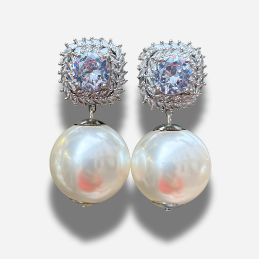 Boucles d’oreilles à clip Abigaelle Perles Francine Bramli Paris perles nacrées