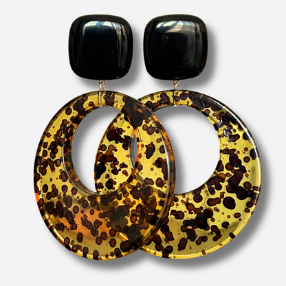 Boucles d’oreilles Cloé Ambre noir et écaille Francine Bramli Paris
