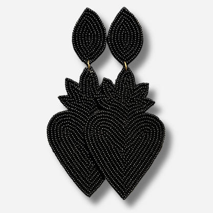 Boucles d'oreilles Cœur Sacré Noires Thelma & Nina brodées de perles noires avec tige en plaqué or