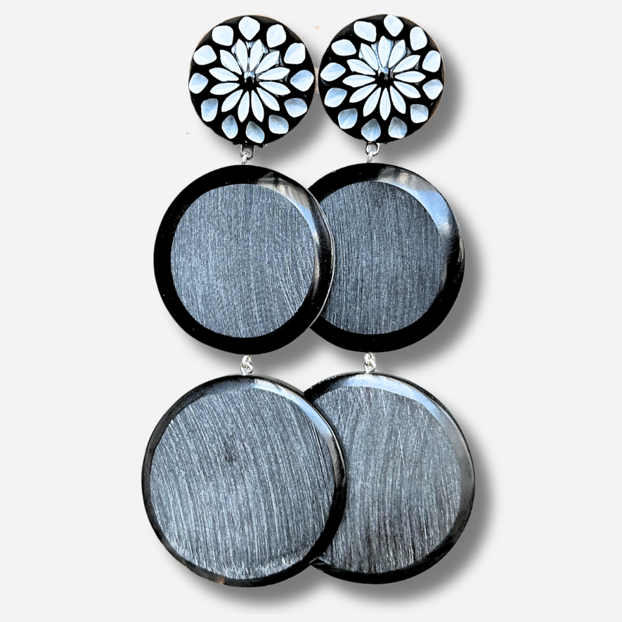 Boucles d’oreilles Corne Double noir et argent Francine Bramli Paris
