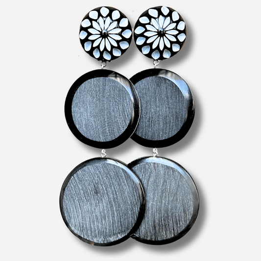 Boucles d’oreilles Corne Double noir et argent Francine Bramli Paris
