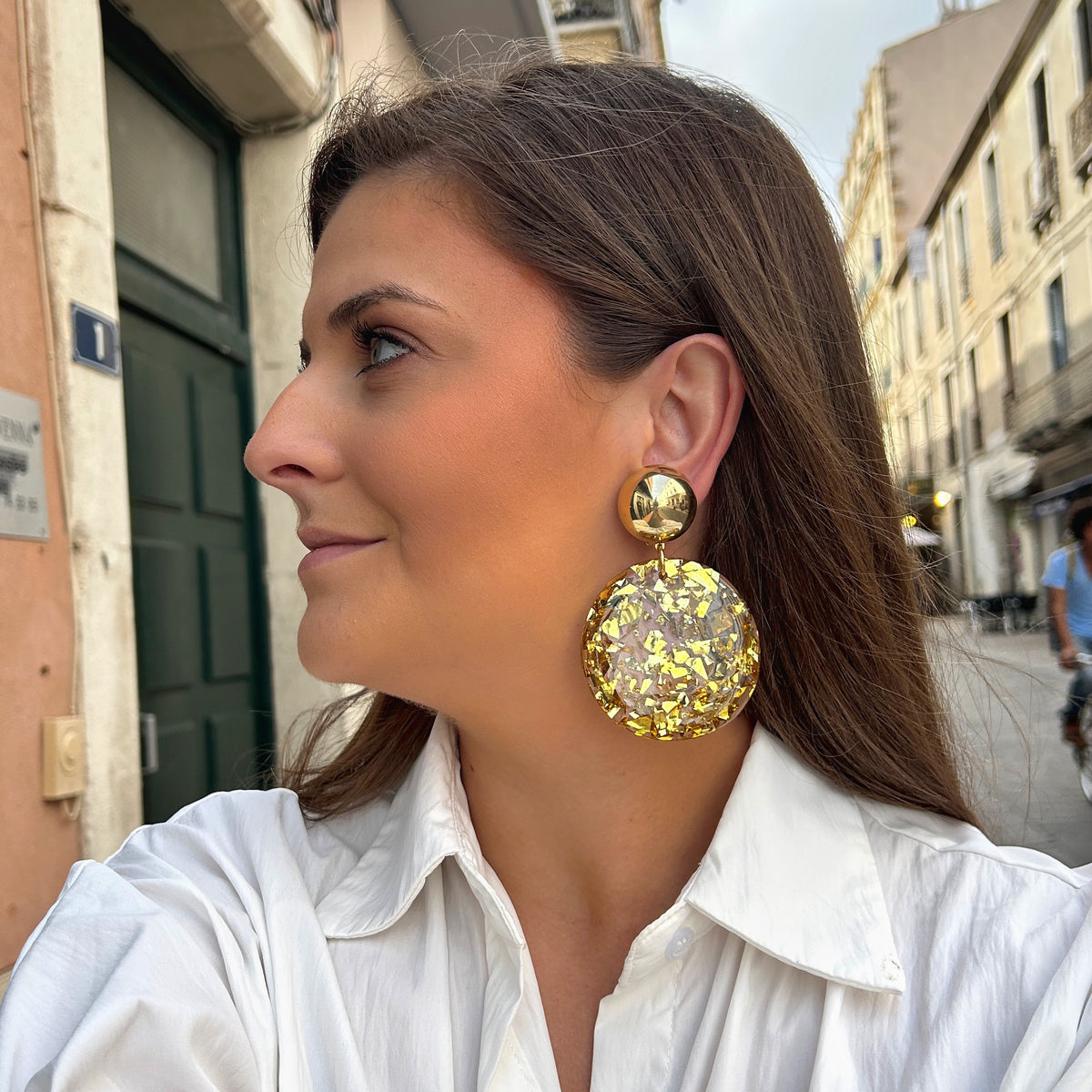 Boucles d’oreilles Deborah Gold dorées à éclats Francine Bramli Paris
