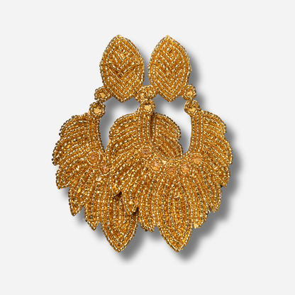 Boucles d'oreilles Éléa Gold Thelma & Nina brodées de perles dorées avec cristaux champagne et tige en plaqué or