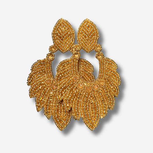 Boucles d'oreilles Éléa Gold Thelma & Nina brodées de perles dorées avec cristaux champagne et tige en plaqué or