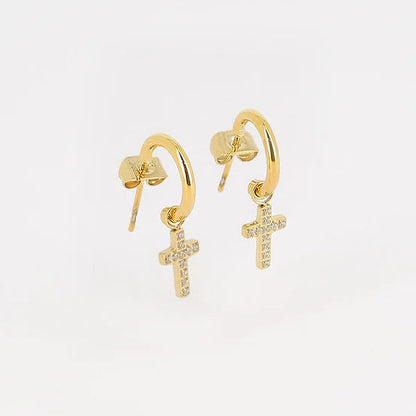 Boucles d’oreilles Evangelista ZAG en acier inoxydable doré avec pendentif croix pavé de zirconiums