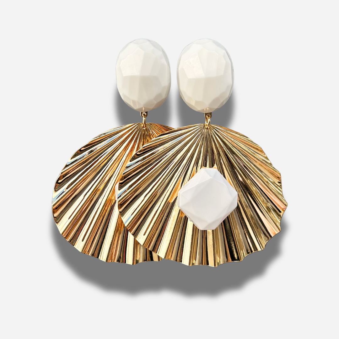 Boucles éventail doré blanc Francine Bramli Paris grandes pendantes