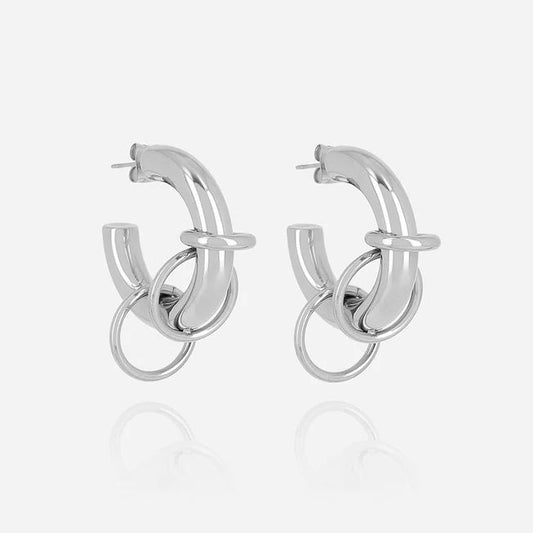 Boucles d’oreilles Francesca ZAG en acier inoxydable doré avec anneaux entrelacés
