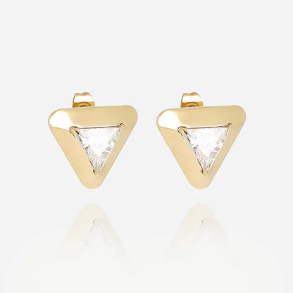 Boucles d’oreilles Goki ZAG en acier inoxydable doré avec zircon triangulaire