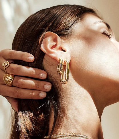 Boucles d’oreilles Lafra ZAG en acier inoxydable doré en forme de grand maillon allongé