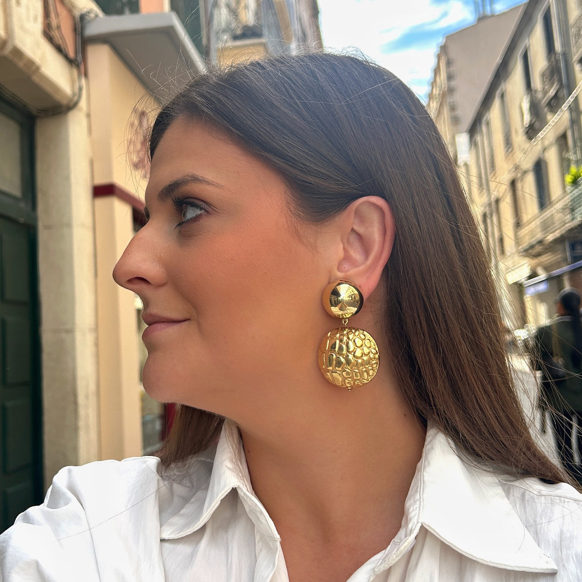 Boucles d’oreilles Maila Gold dorées Francine Bramli Paris
