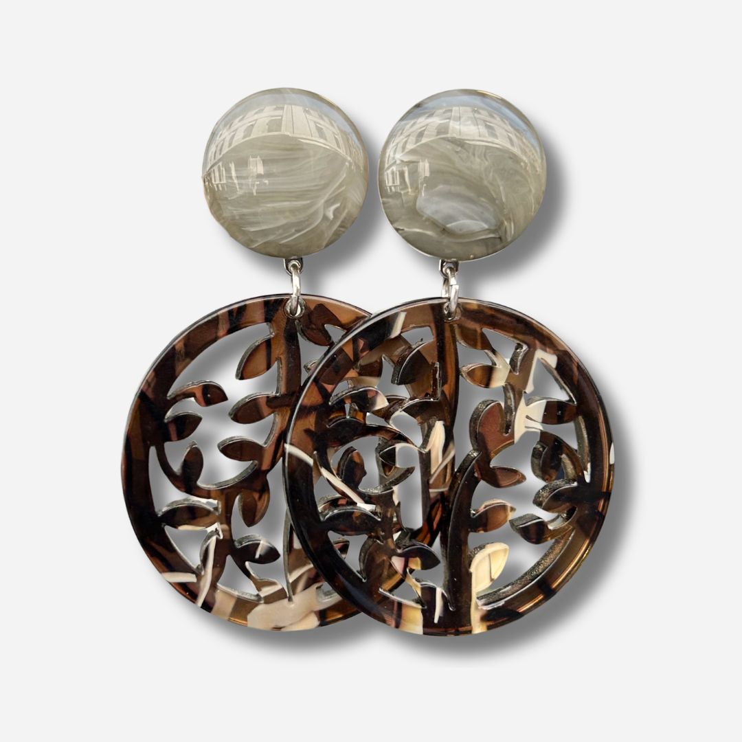 Boucles d'oreilles Mandala Kaiki Francine Bramli Paris rondes ajourées marron beige et kaki
