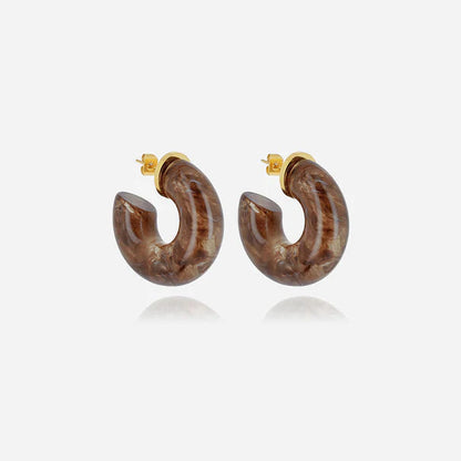 Boucles d’oreilles Marble ZAG en résine marbrée rose ou brune et acier inoxydable doré
