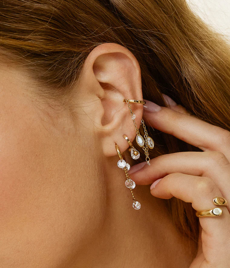Boucles d’oreilles Molfetta ZAG en acier inoxydable doré avec pampilles en zirconiums blancs