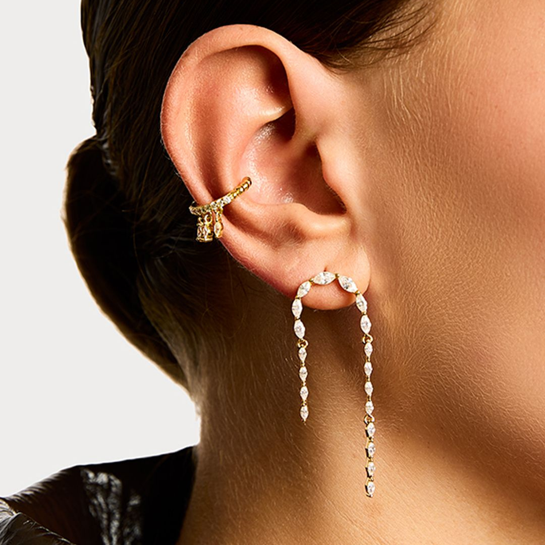 Boucles d’oreilles Niagara Mya Bay portées à l’oreille