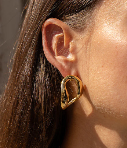 Boucles d’oreilles Odessa ZAG en acier inoxydable doré ou argenté au design organique et sculptural