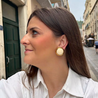 Boucles d’oreilles Rainball Ivoire Francine Bramli Paris rondes ivoire avec contour doré
