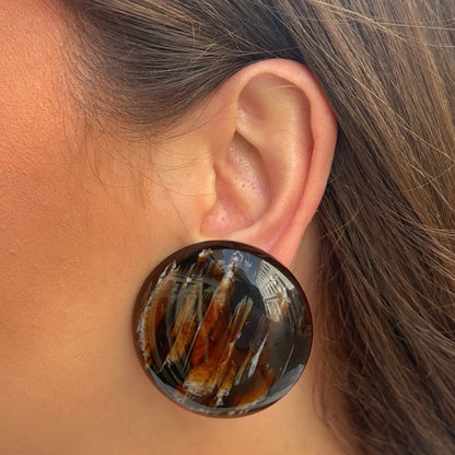 Boucles d’oreilles Rainball marron effet marbré Francine Bramli Paris
