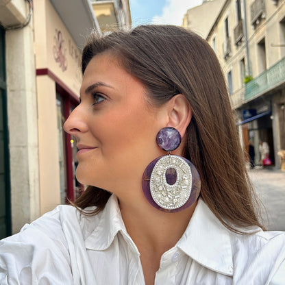 Boucles d’oreilles Rainbow Strass violet oversize Francine Bramli Paris
