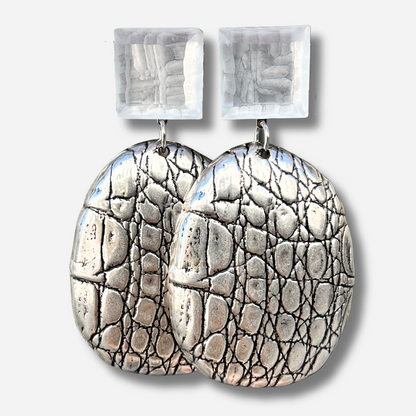 Boucles d’oreilles Silvique Silver Francine Bramli Paris argentées texturées
