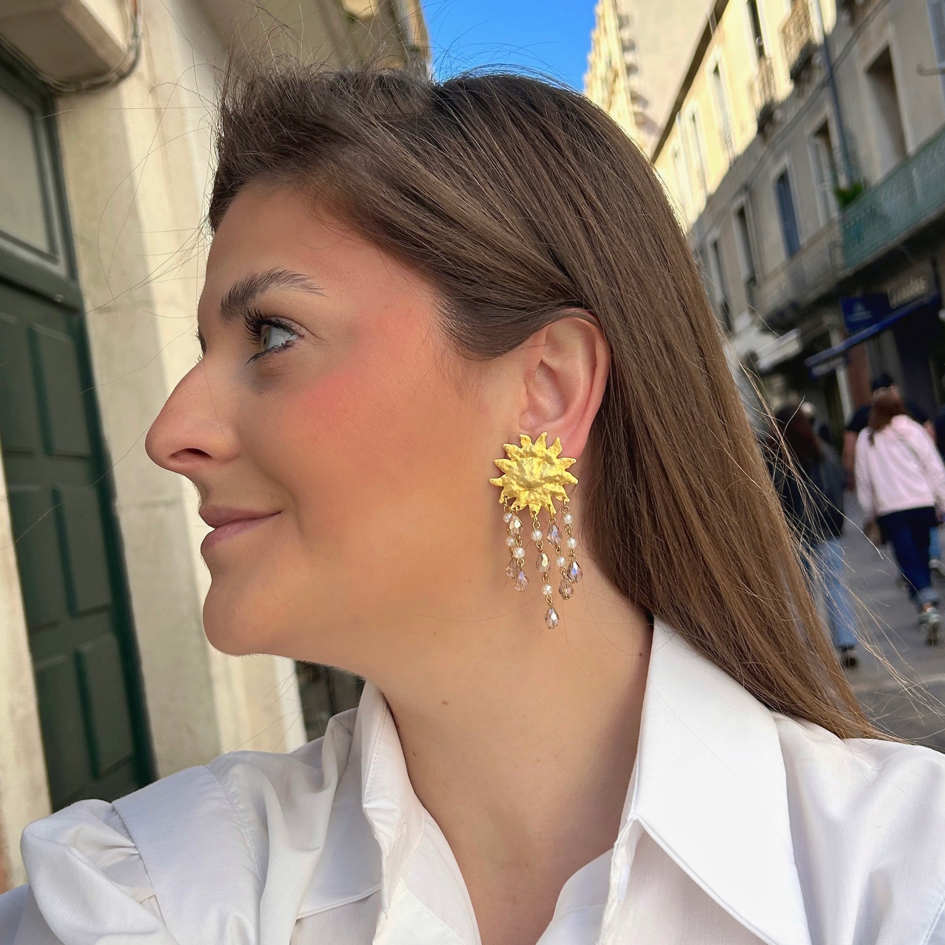 Boucles Soleil XS portées Francine Bramli Paris