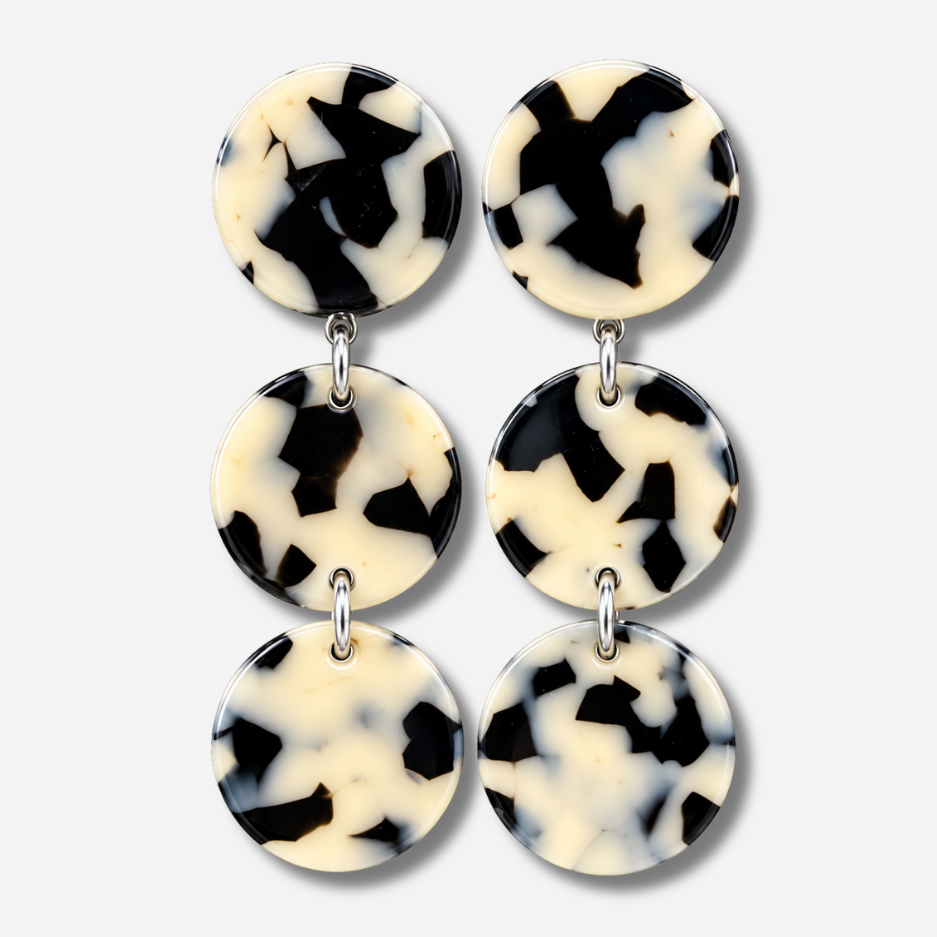 Boucles d’oreilles Solène écaille noir et blanc Francine Bramli Paris
