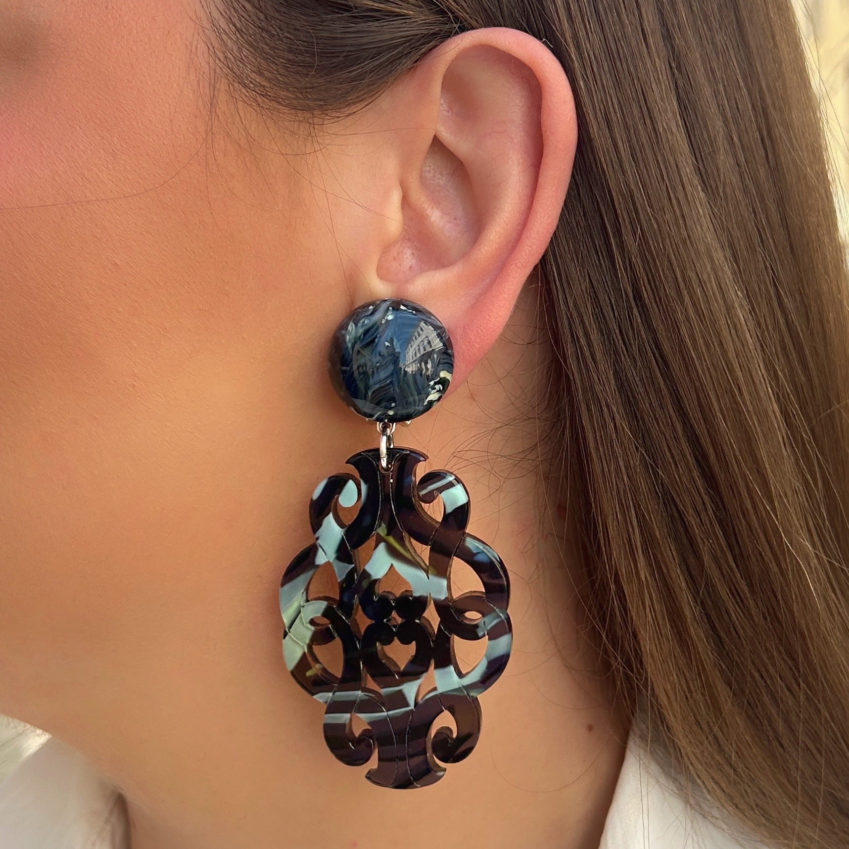 Boucles d’oreilles Sultane Gris Francine Bramli Paris
