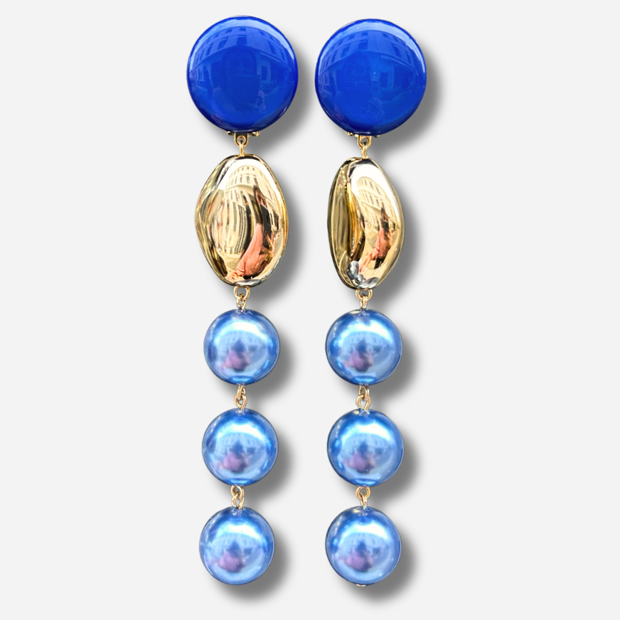 Boucles d’oreilles Suzetta Bleu Marine Francine Bramli Paris avec perles bleues nacrées et élément doré