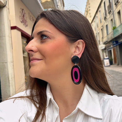 Boucles d’oreilles Tara Violet Noir Francine Bramli Paris avec pendentif ovale noir et violet