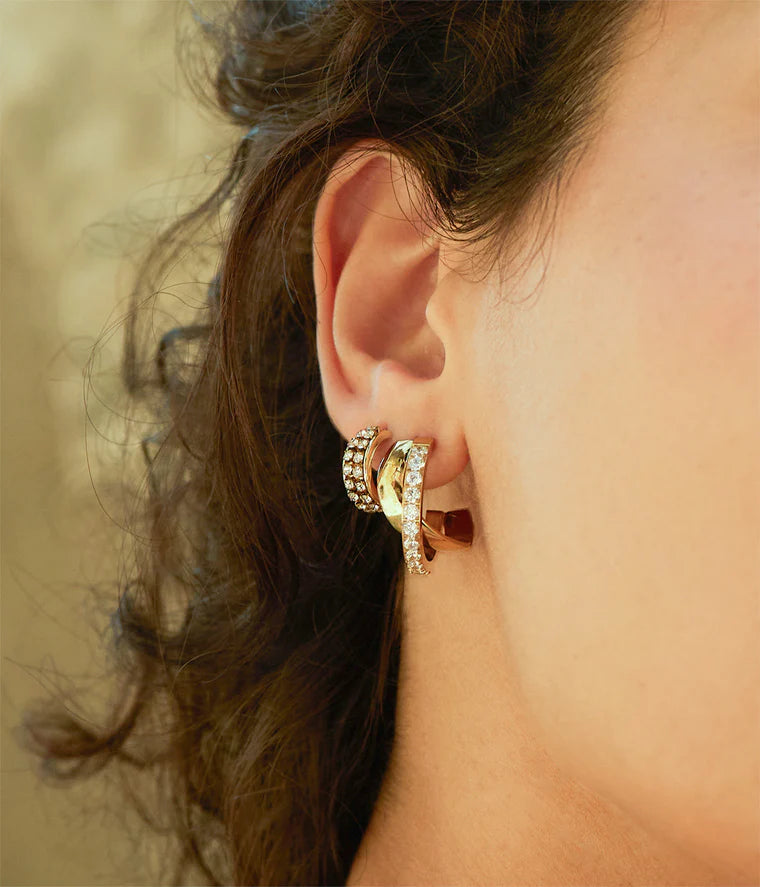 Boucles d’oreilles Téva ZAG en acier inoxydable doré avec zirconiums