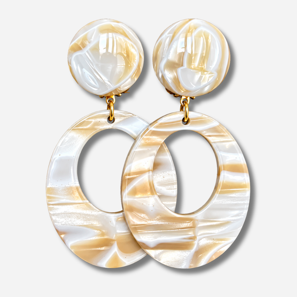 Boucles d’oreilles Tilo Alba ovales blanc nacré Francine Bramli Paris
